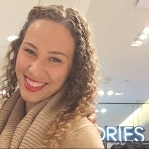 Meet your Posher, Ashley